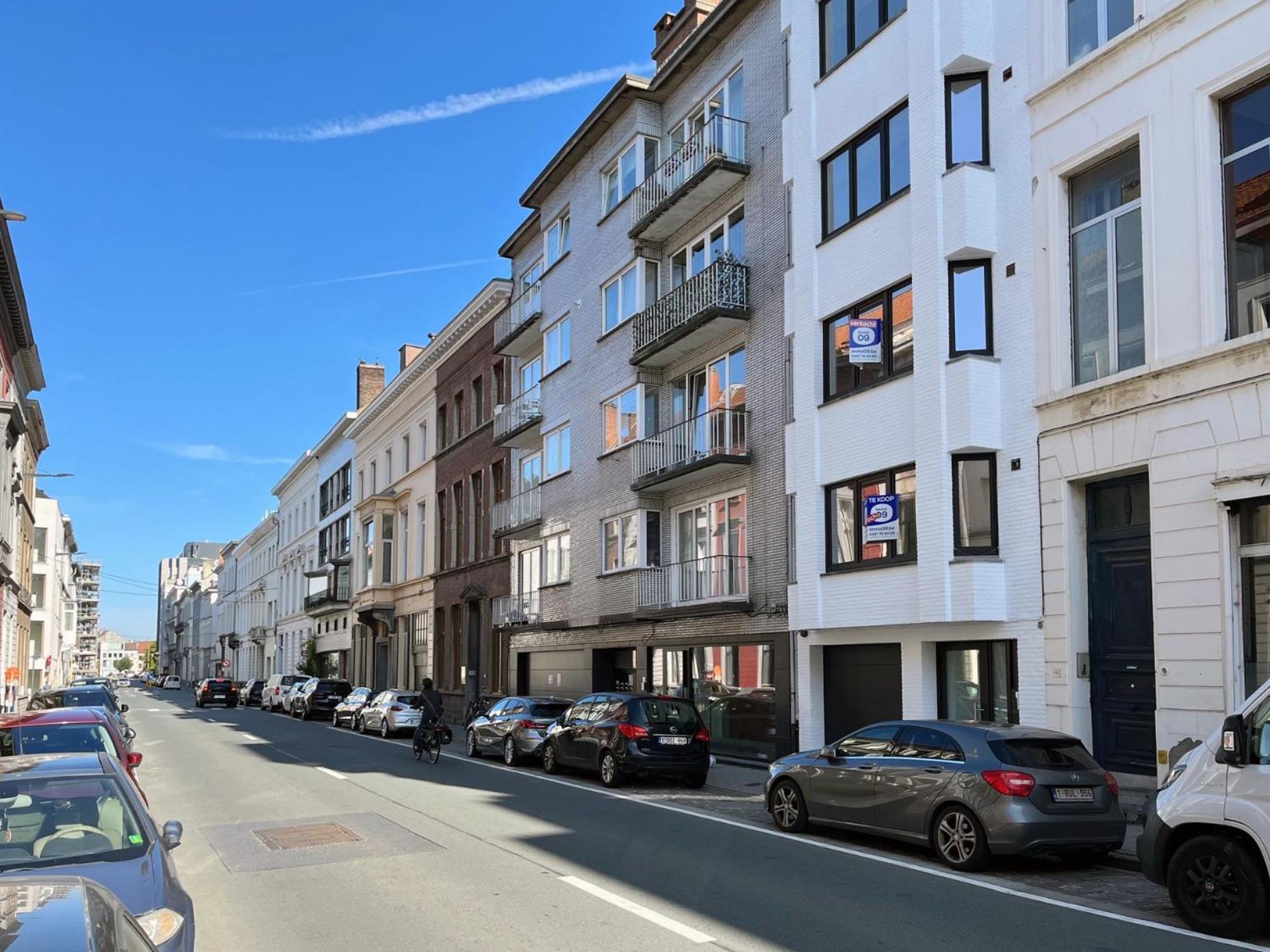 Trendy & Sunny Apartment In Ghent Exterior photo